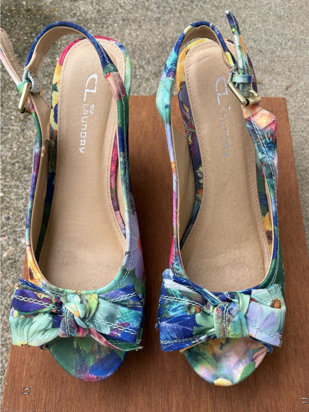 CL by Laundry Ilena Floral Slingback Peep Toe Cork Wedge Heels with Bow Size 9